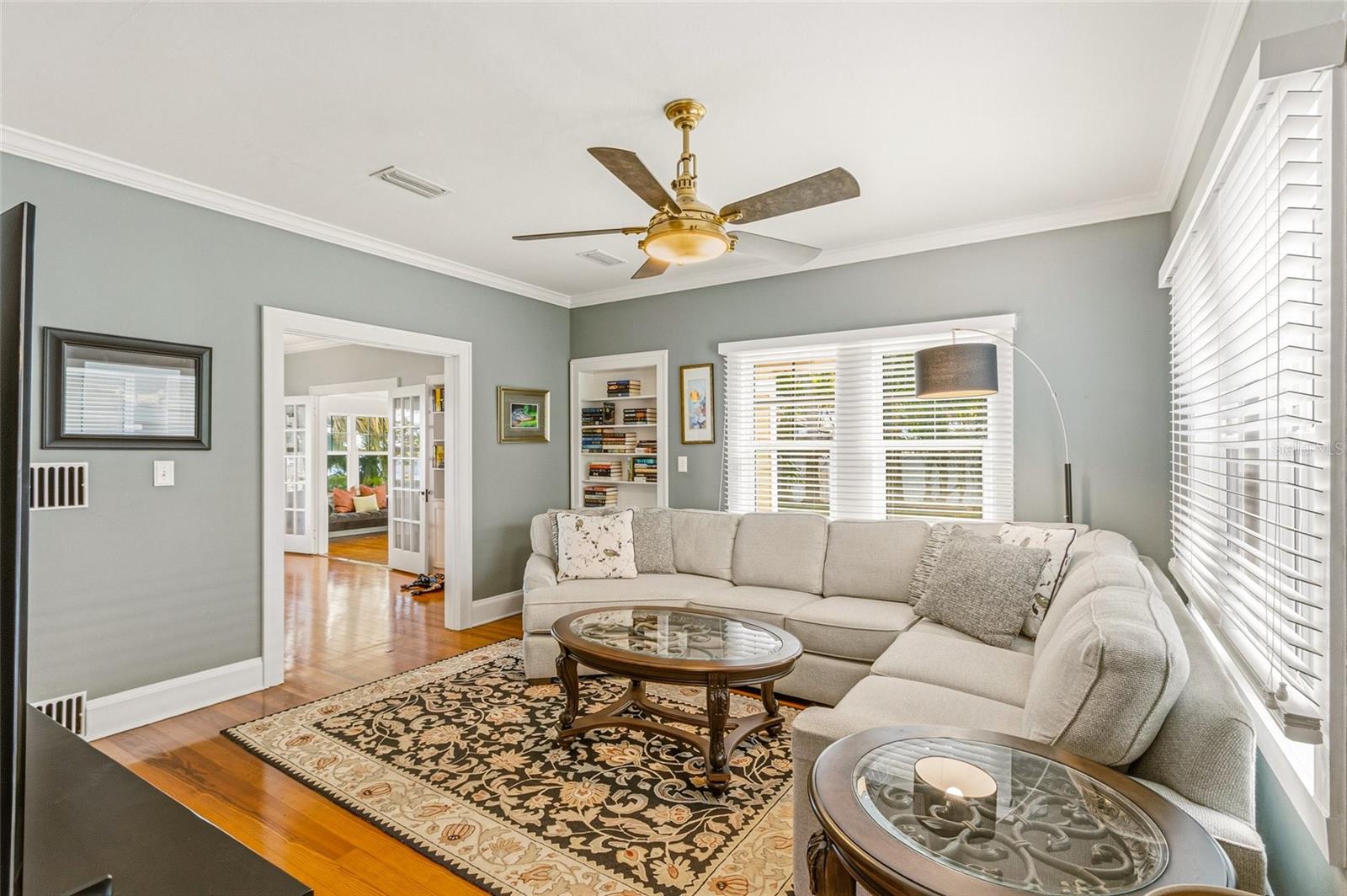 Listing image 55