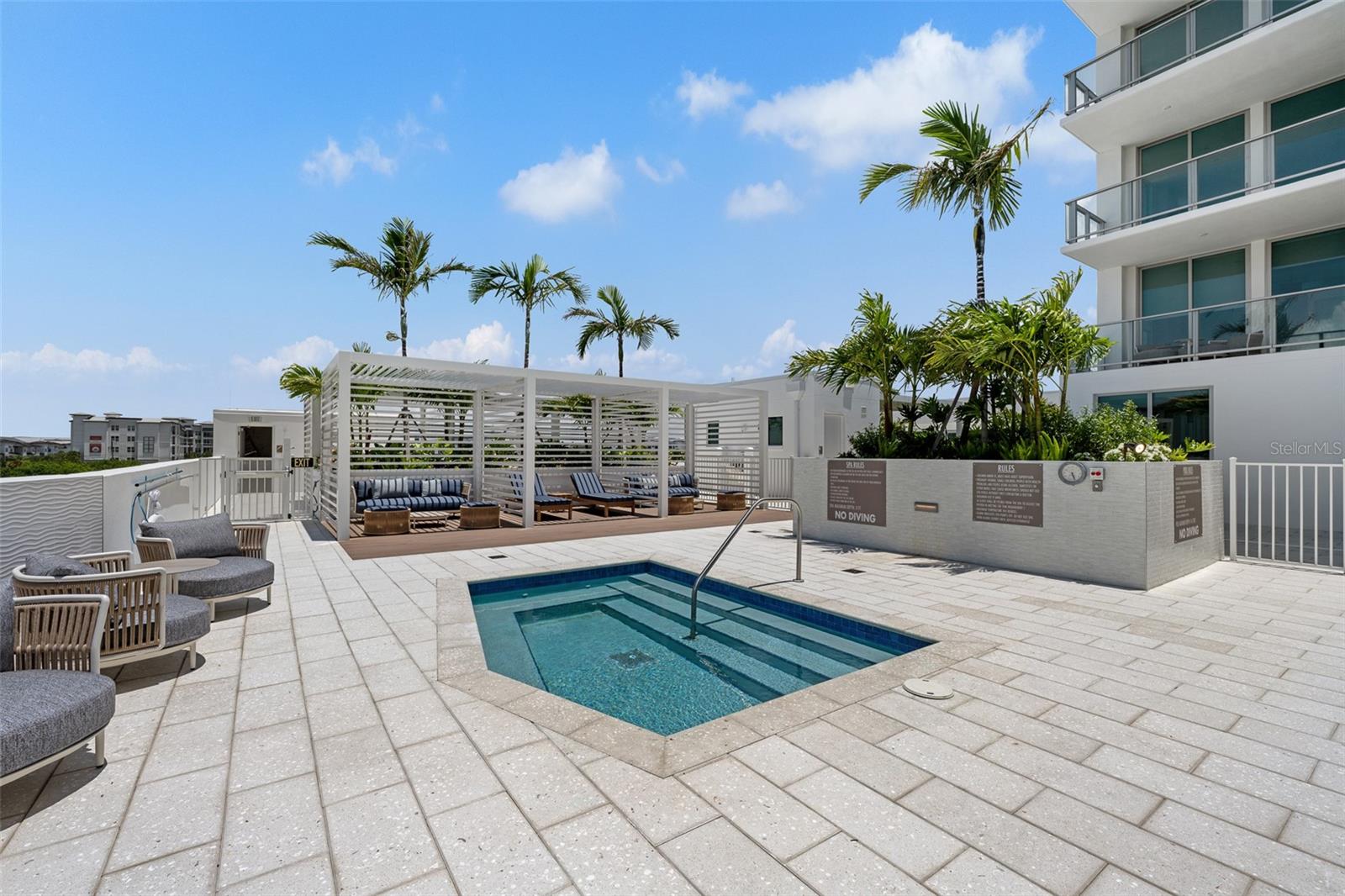 Listing image 82