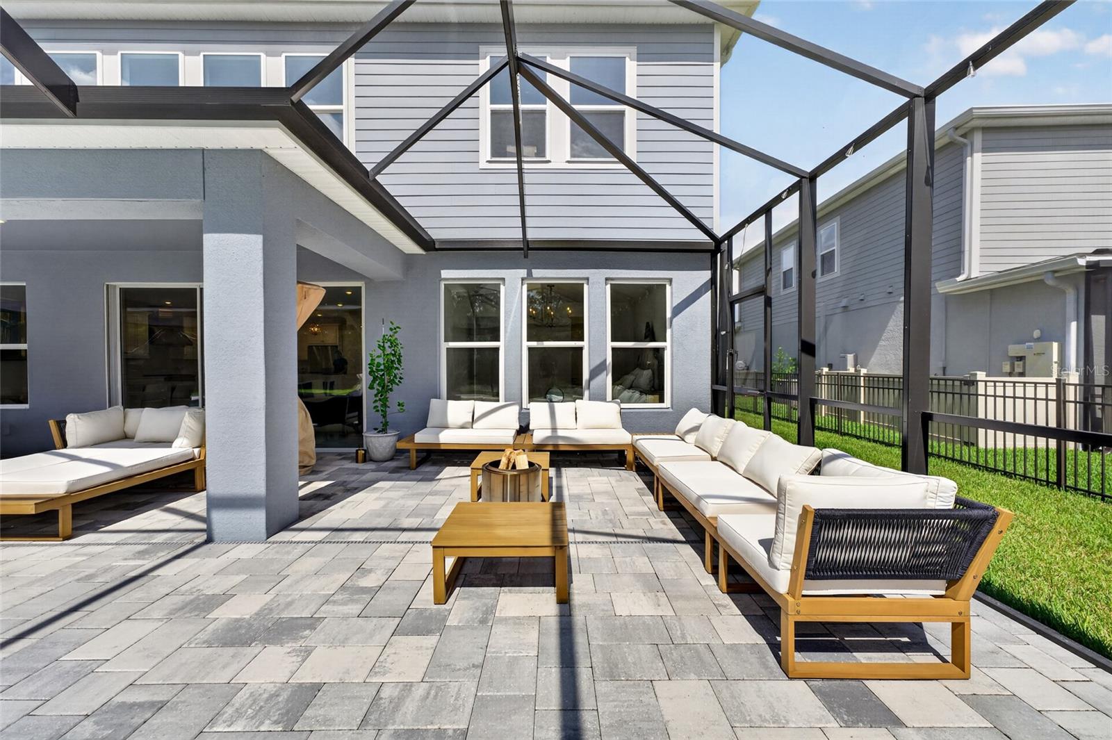 Listing image 80