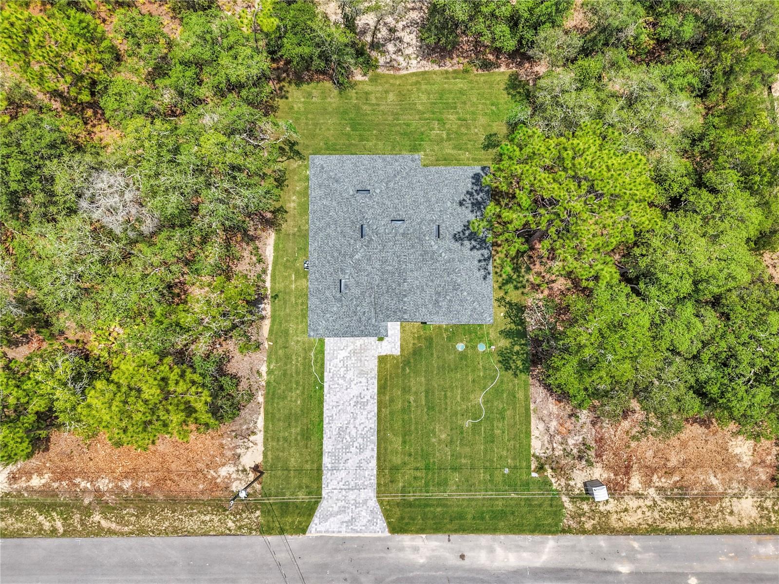 Listing image 52
