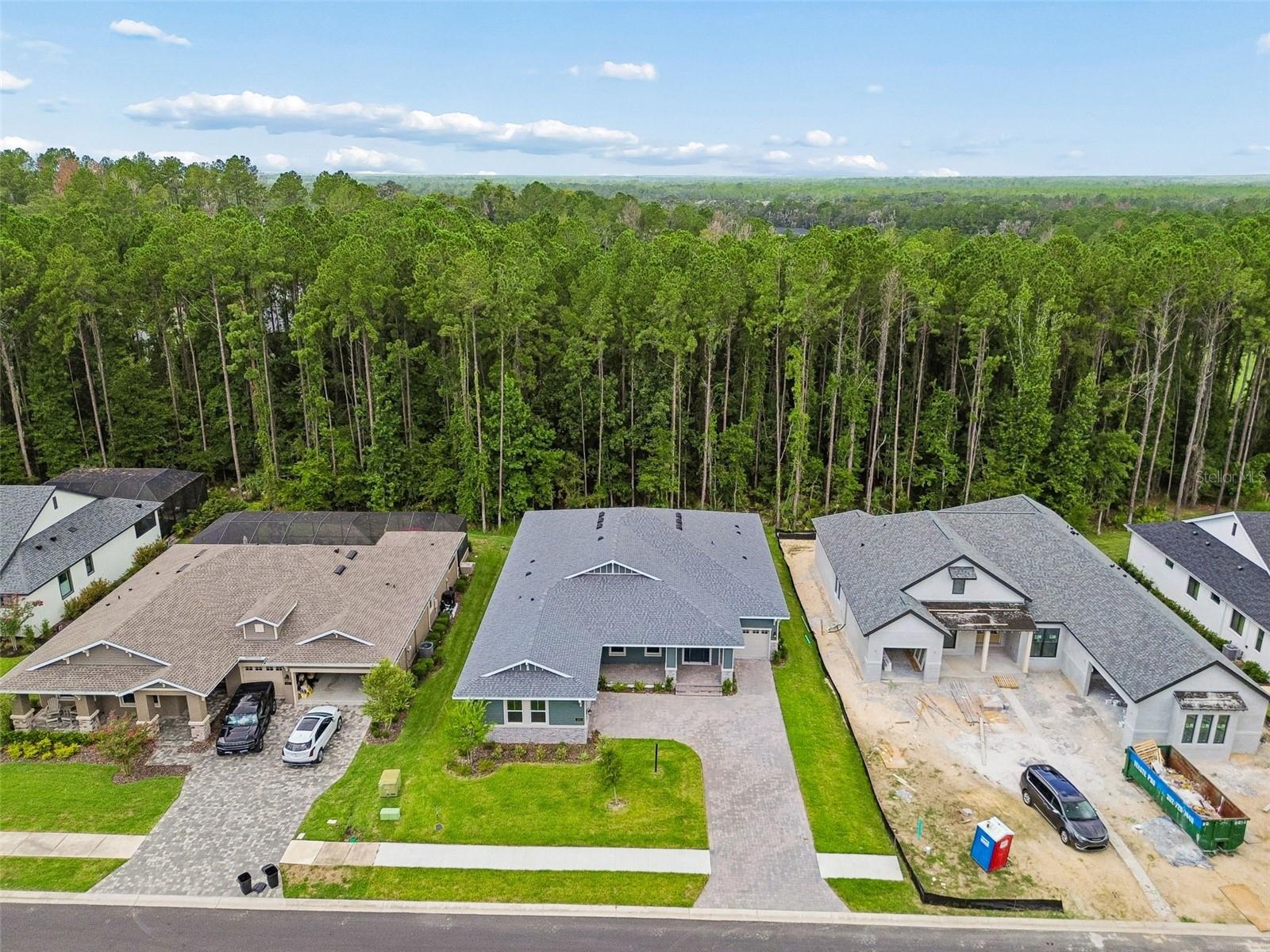 Listing image 54