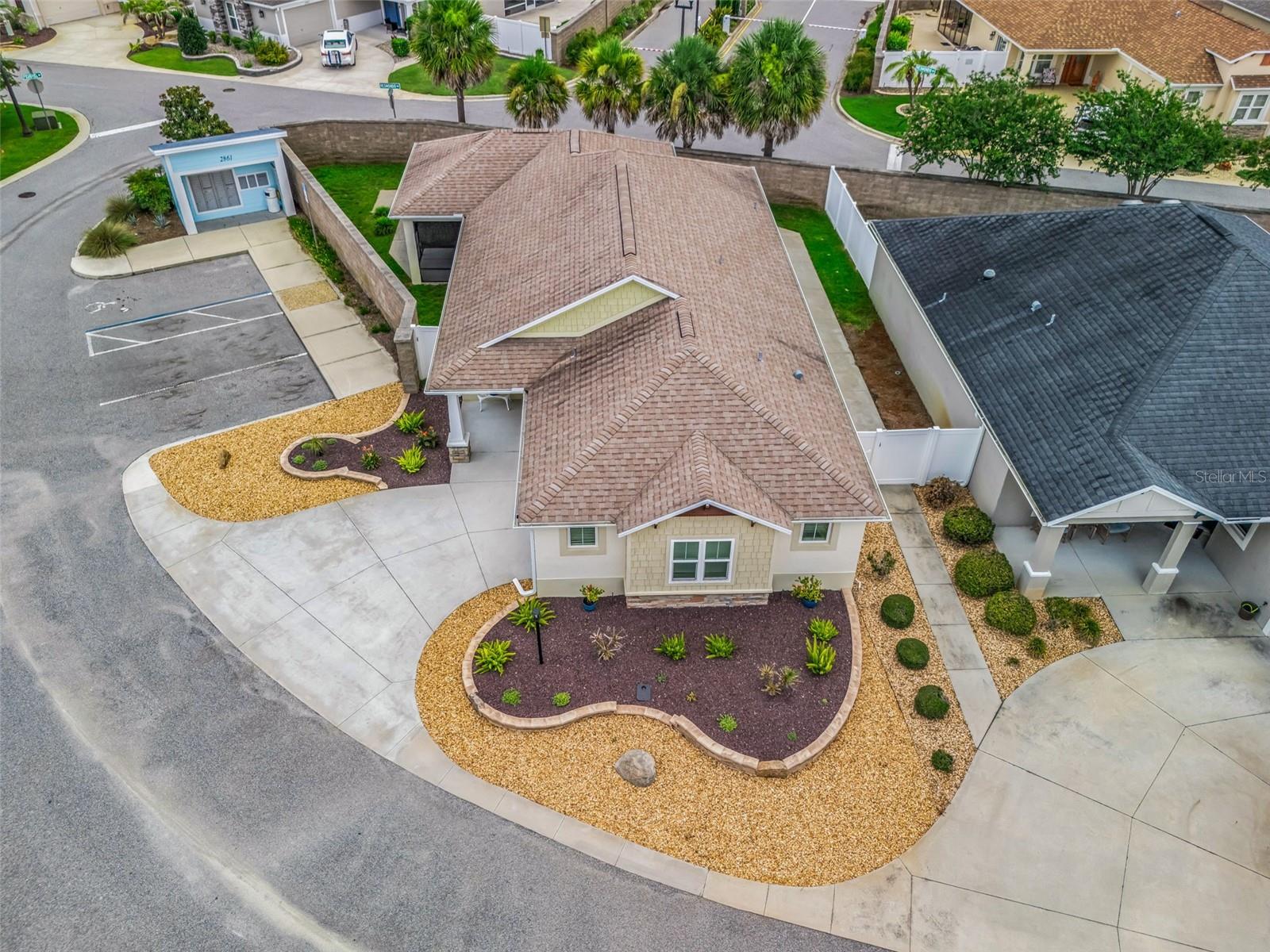 Listing image 44
