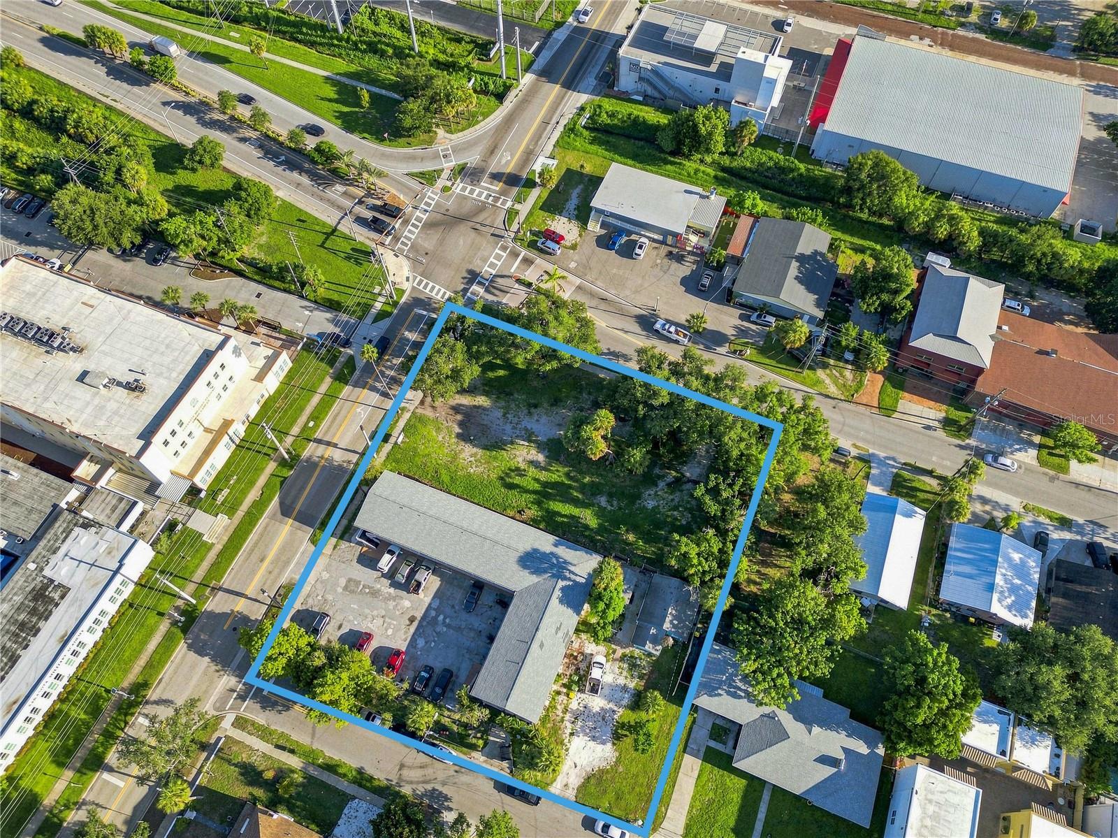 Listing image 12