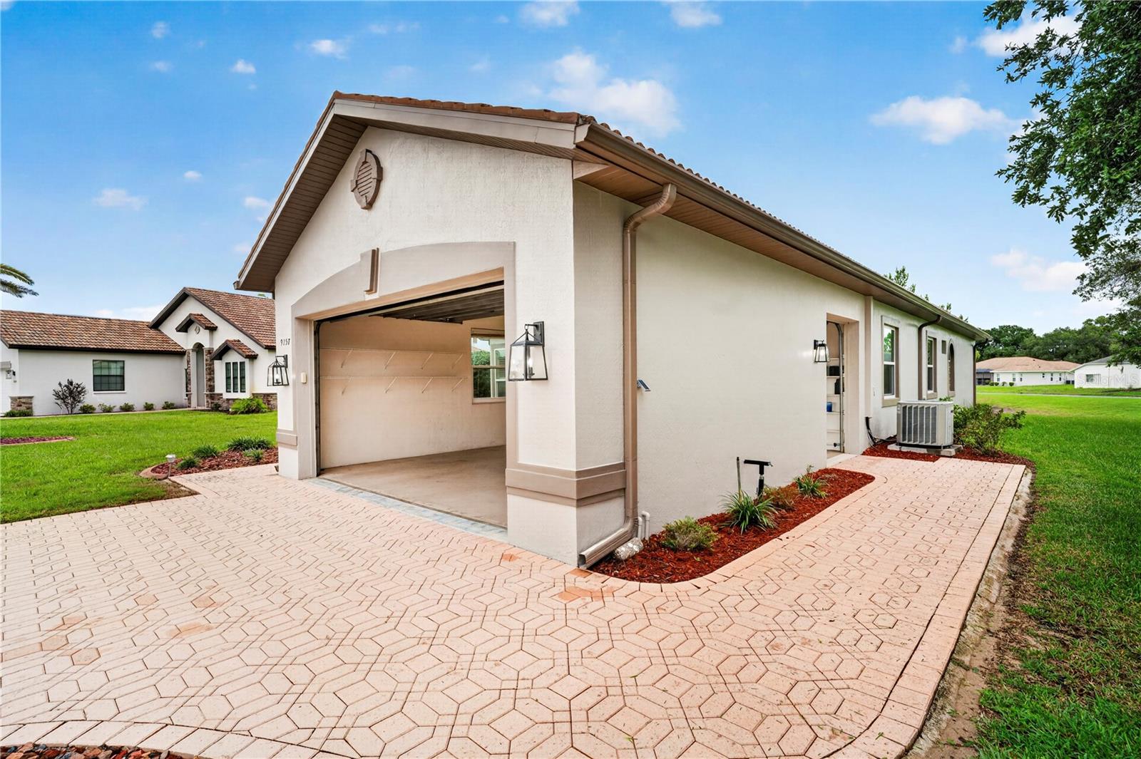 Listing image 58