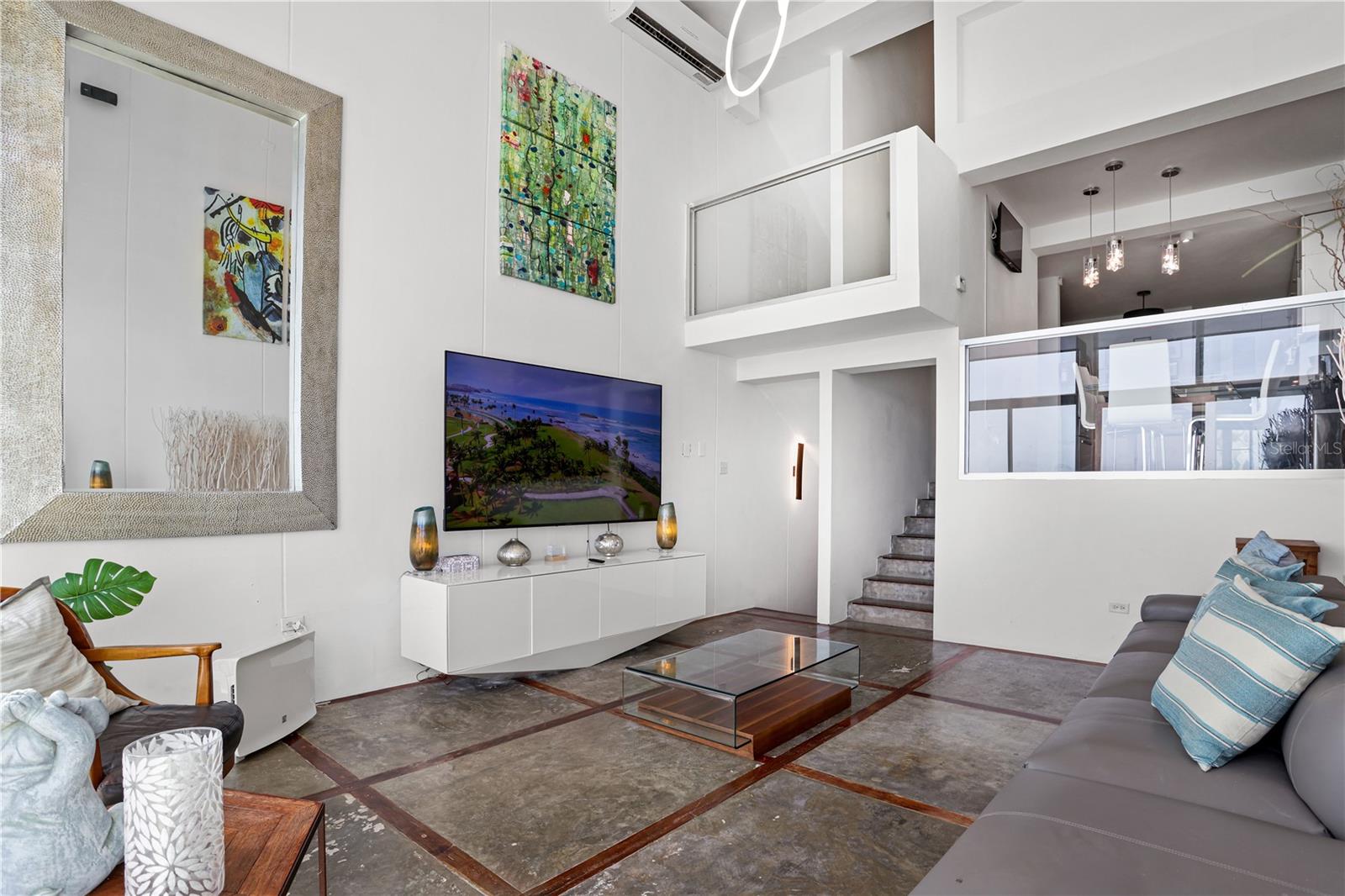 Listing image 65