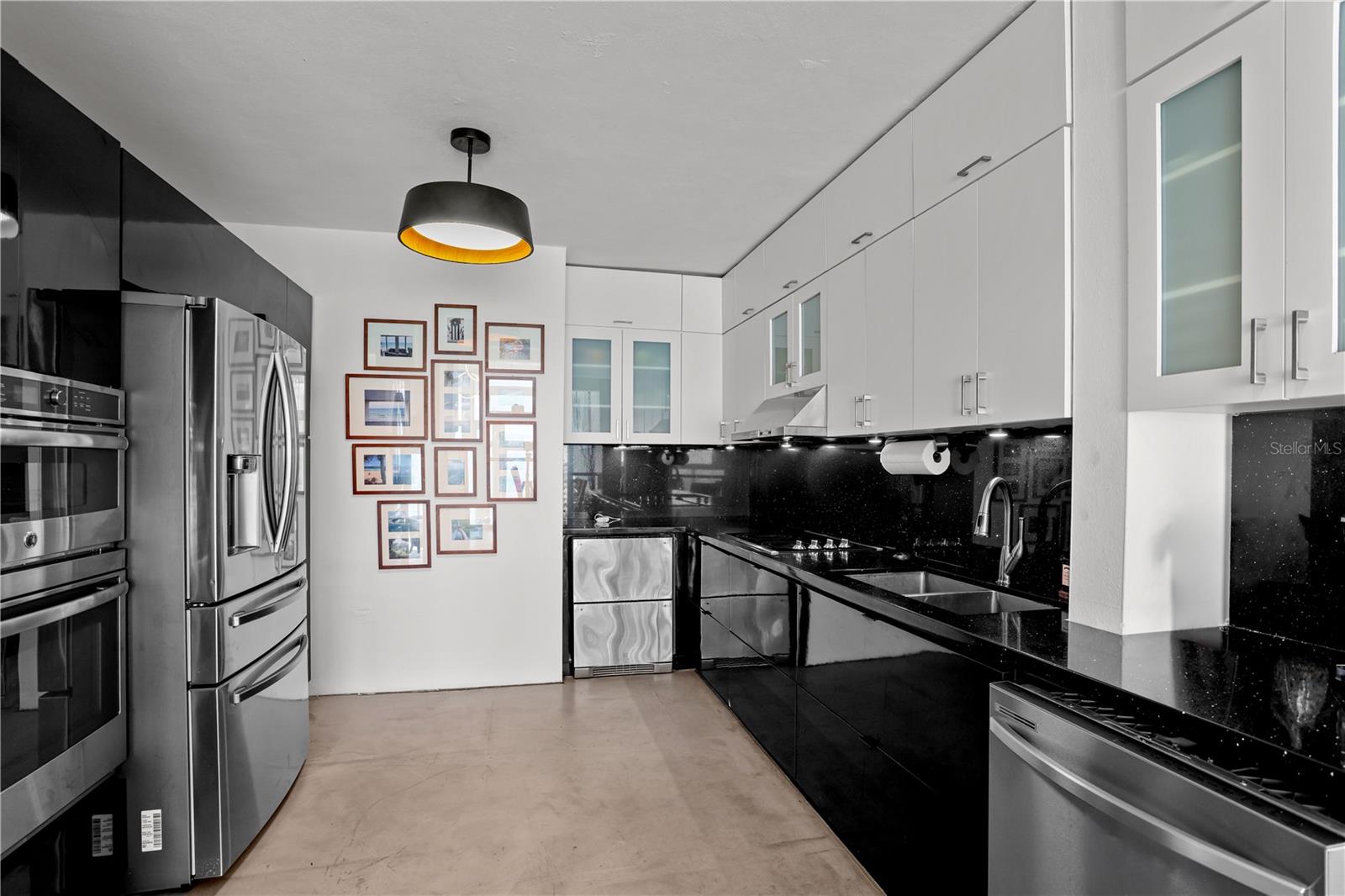 Listing image 84