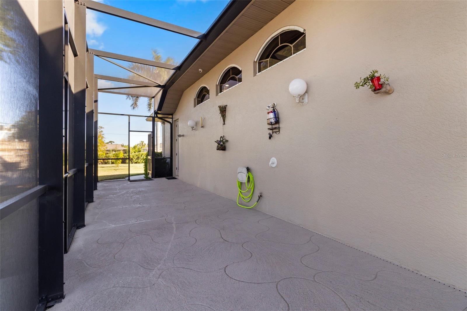 Listing image 56