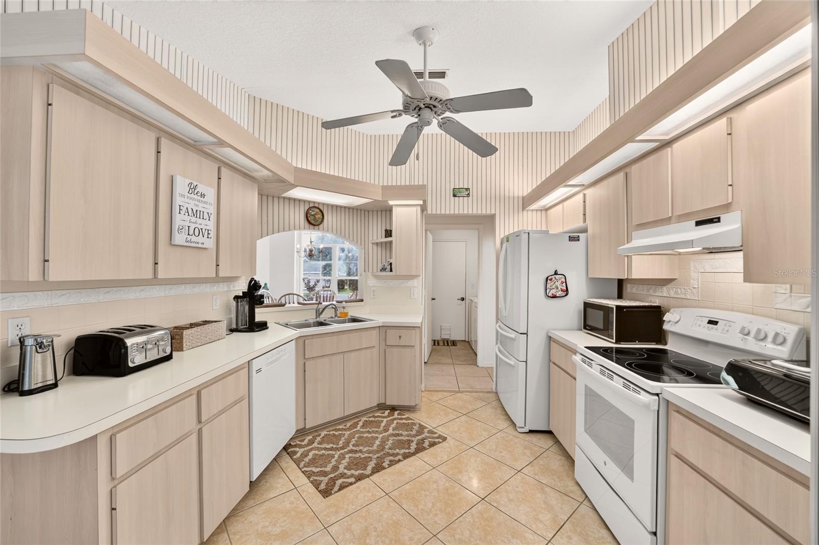 Listing image 14