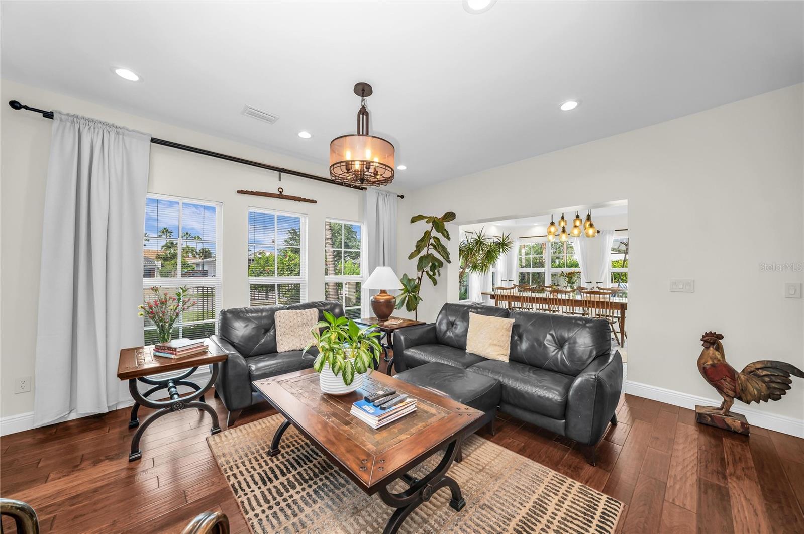 Listing image 11