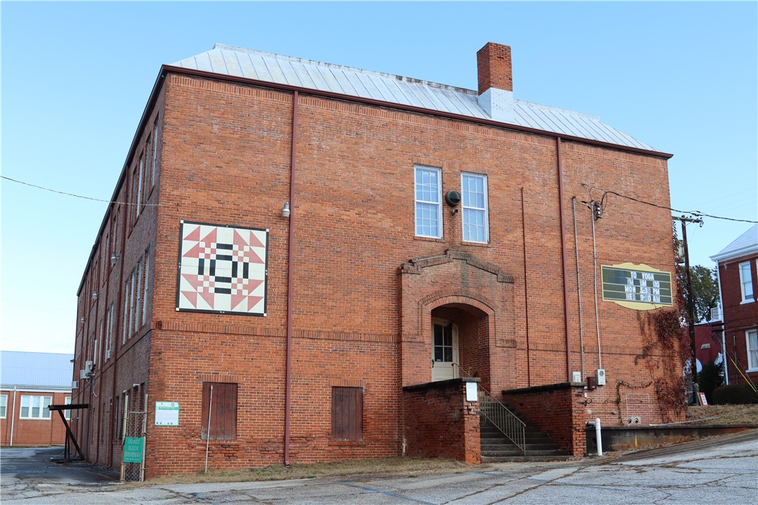Listing image 4