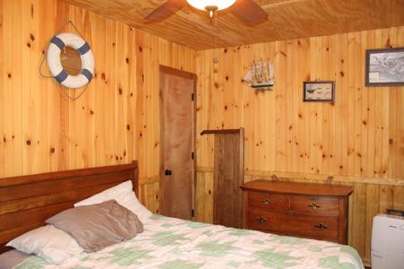 Cabin For Sale In Savannah Near Tn River - image 14