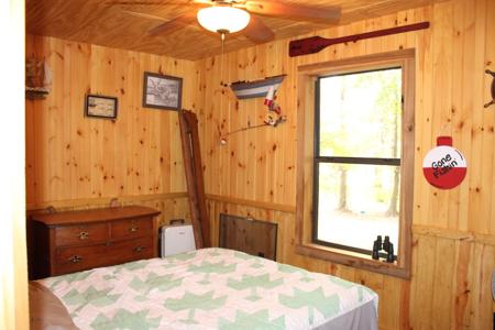 Cabin For Sale In Savannah Near Tn River - image 15