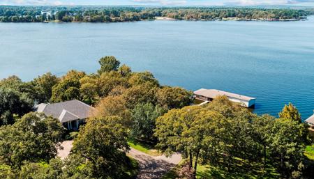 Waterfront Home For Sale On Lake Tyler | East Tx Real Estate - image 6