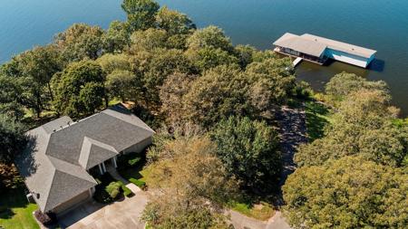 Waterfront Home For Sale On Lake Tyler | East Tx Real Estate - image 5