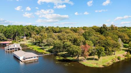 Waterfront Home For Sale On Lake Tyler | East Tx Real Estate - image 11