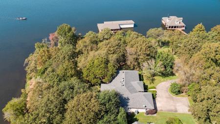 Waterfront Home For Sale On Lake Tyler | East Tx Real Estate - image 8