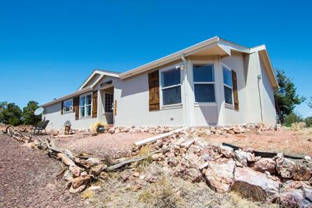 Off Grid Home for Sale borders State Trust Land, Seligman AZ - image 35