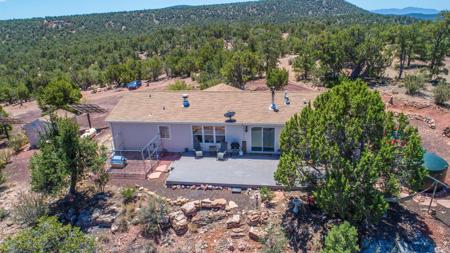 Off Grid Home for Sale borders State Trust Land, Seligman AZ - image 3