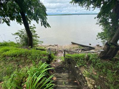 Cabin on the Mississippi River For Sale - image 5