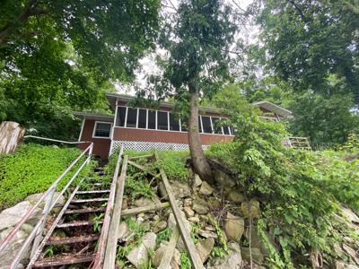 Cabin on the Mississippi River For Sale - image 6