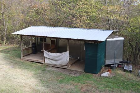 Getaway Cabin in the Ozark Mountains - image 18