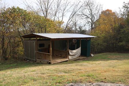 Getaway Cabin in the Ozark Mountains - image 26