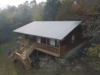 Getaway Cabin in the Ozark Mountains - image 45