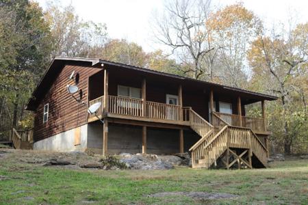 Getaway Cabin in the Ozark Mountains - image 29