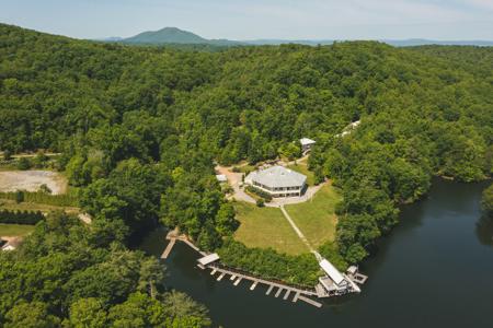 Aquatic Base on Claytor Lake for Sale in Radford Virginia - image 2