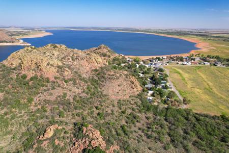 Home For Sale Near Lake Lugert, Oklahoma - image 31