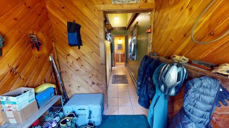 Maine Off-grid Country Home - image 22