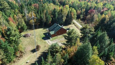 Maine Off-grid Country Home - image 3