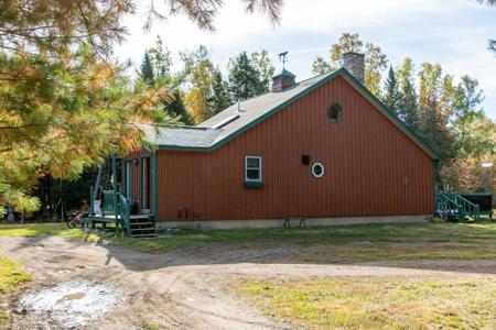 Maine Off-grid Country Home - image 9