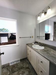 Beautifully remodeled 5 bedroom 3 bath home for sale - image 22