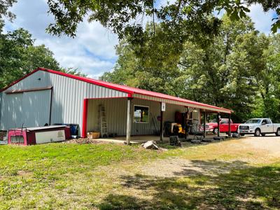 Metal Building on 10 ac on creek for sale Ash Flat, AR - image 23