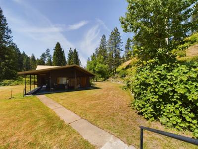 Harpster Idaho Mountain Retreat with Year Round Creek - image 25