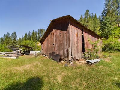 Harpster Idaho Mountain Retreat with Year Round Creek - image 11