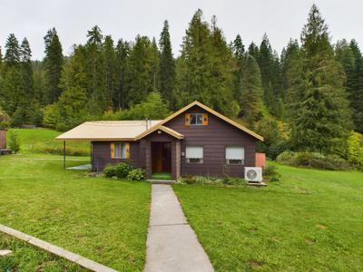 Harpster Idaho Mountain Retreat with Year Round Creek - image 34