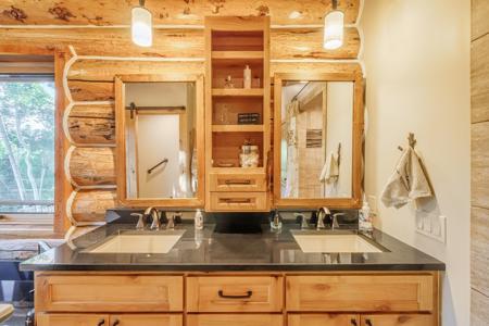 Colorado Log Home For Sale Between Ridgway & Telluride - image 32