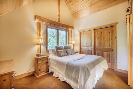 Colorado Log Home For Sale Between Ridgway & Telluride - image 38