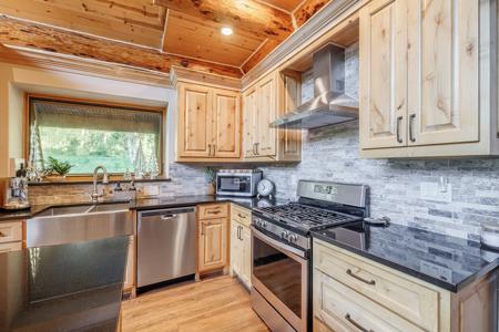 Colorado Log Home For Sale Between Ridgway & Telluride - image 25