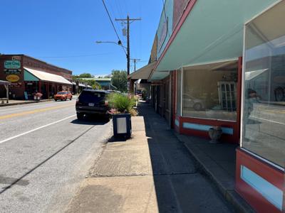 Historic Commercial Building For Sale Leslie, AR - image 5