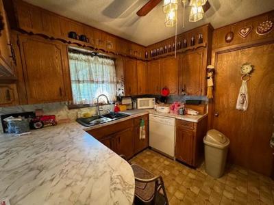 East Texas Farm For Sale - image 26