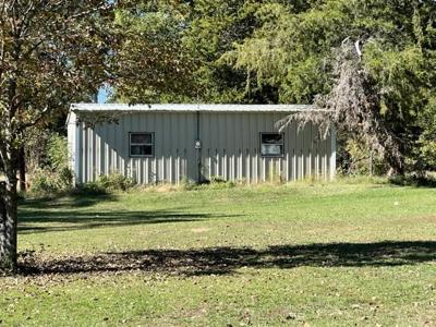 East Texas Farm For Sale - image 13