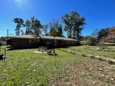 East Texas Farm For Sale - image 11