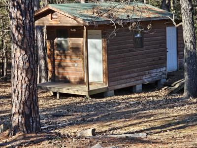 Southeasthern Oklahoma Wister Lake Cabin For Sale - image 21