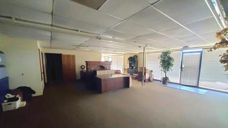 4,600 SqFt Multi-Tenant Office Building | Clinton, Oklahoma - image 16