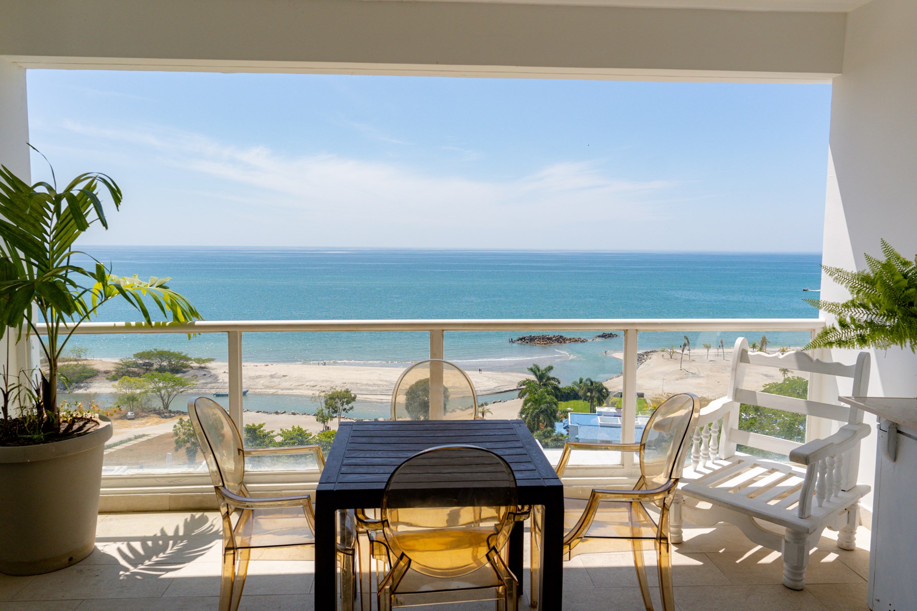 Oceanfront Condo With Exclusive Club Membership Playa Blanca